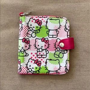 Hello kitty wallet in great condition!